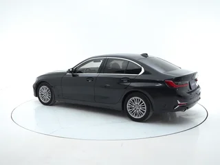 ب م دبليو 320i 2020