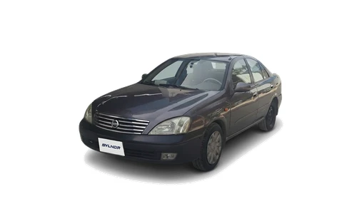 Nissan Sunny 2012