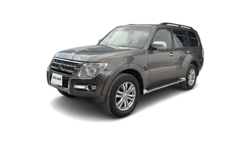 Mitsubishi Pajero 2015