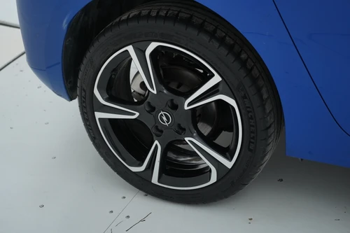 Used Opel Corsa 2022 for sale with installments up to 7 years | Sylndr