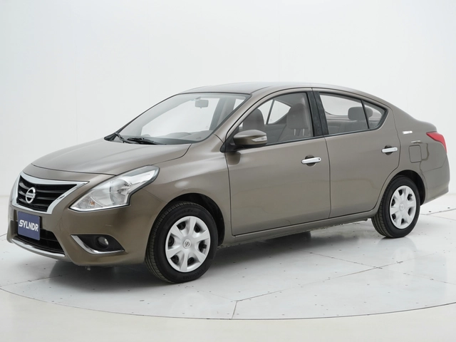 Nissan Sunny 2022