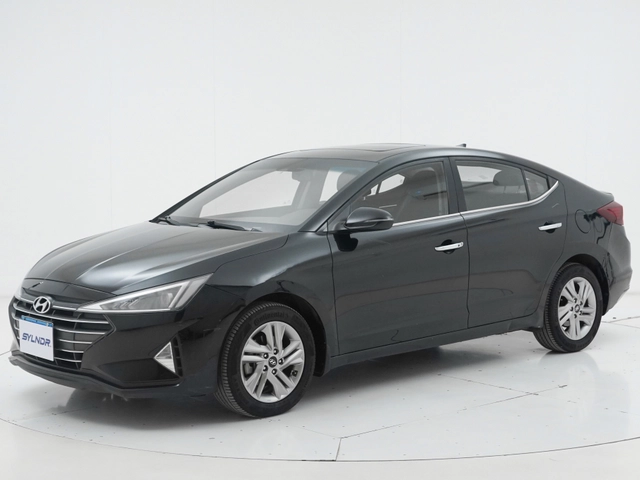 Hyundai Elantra AD 2020