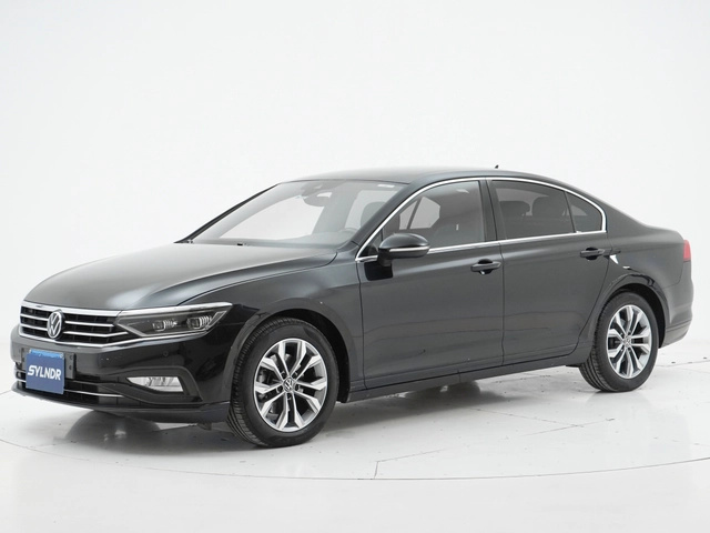 فولكس فاجن Passat 2022