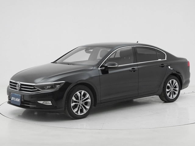 Volkswagen Passat 2022