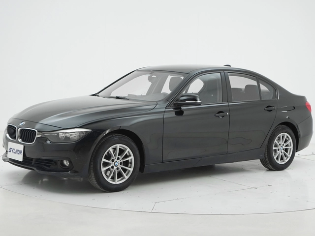 BMW 318 2016