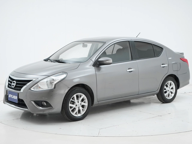 Nissan Sunny 2022