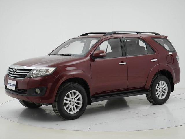 Toyota Fortuner 2015