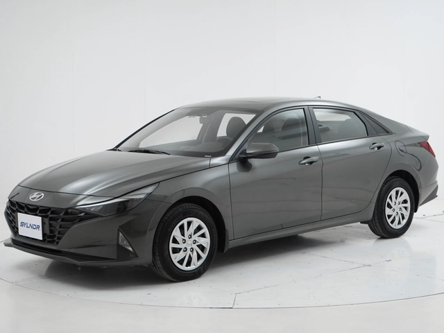 هيونداى Elantra CN7 2022