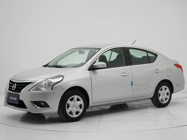 Nissan Sunny 2023