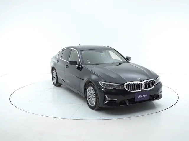 ب م دبليو 320i 2020