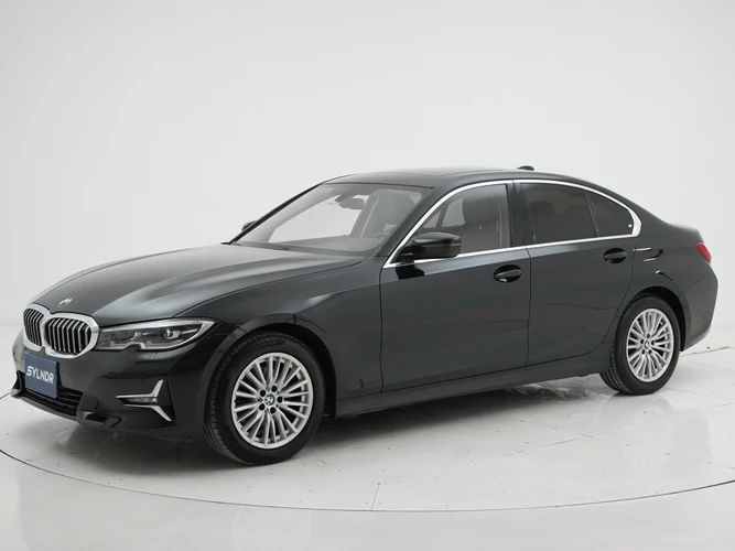 Used BMW 320i 2020 for sale at the best price in Egypt | Sylndr